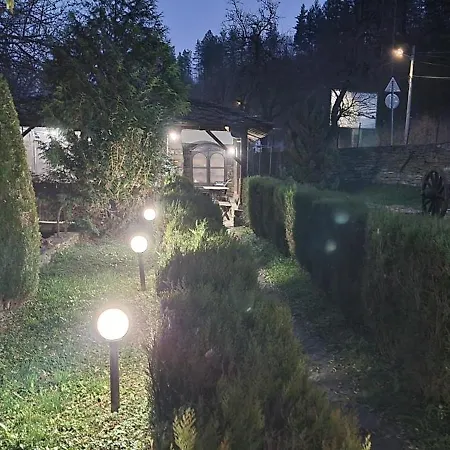 хвойна בית נופש