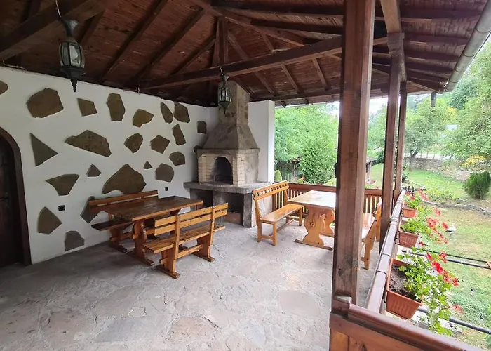 Feriehus хвойна Apriltsi (Lovech)