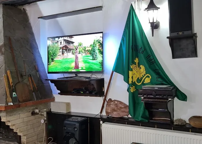 хвойна Apriltsi (Lovech)